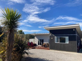 Wright on Jellicoe A modern holiday home Free Bikes